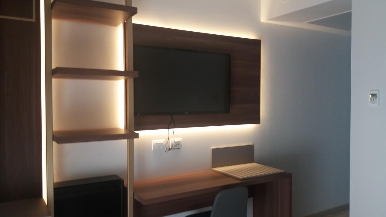 8Room Hotel Catane Extérieur photo