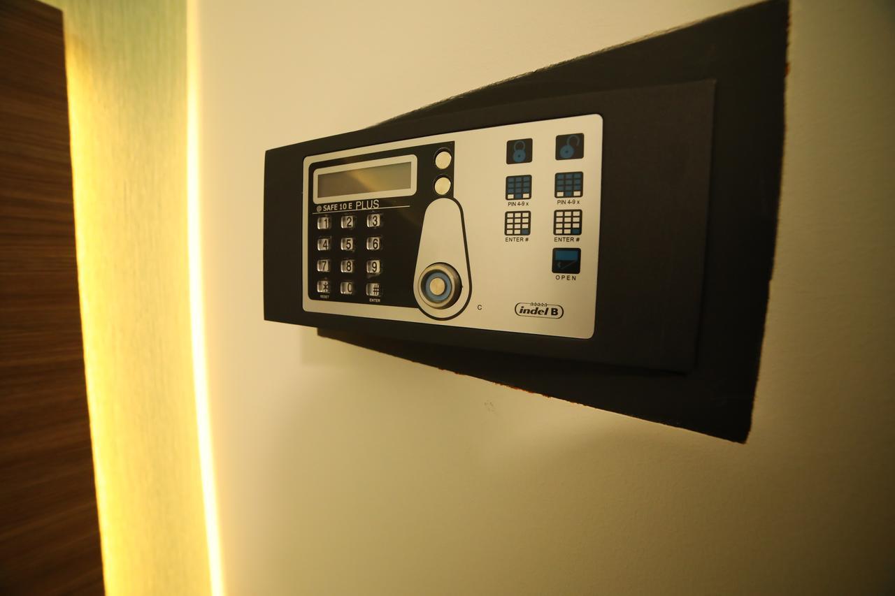 8Room Hotel Catane Extérieur photo